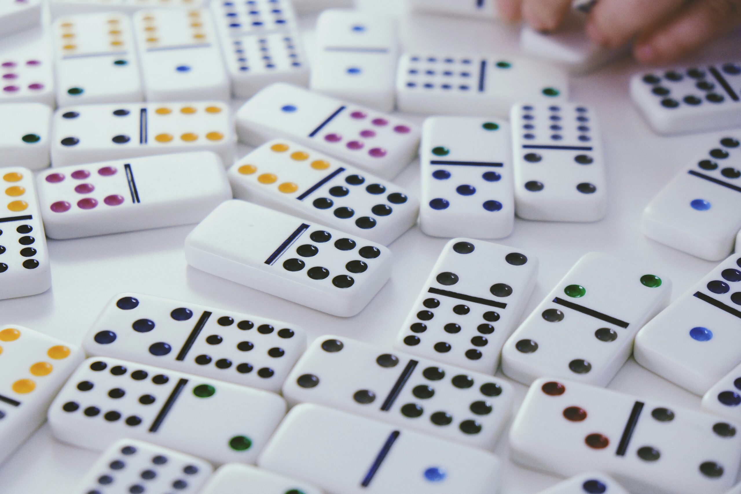 Domino tiles